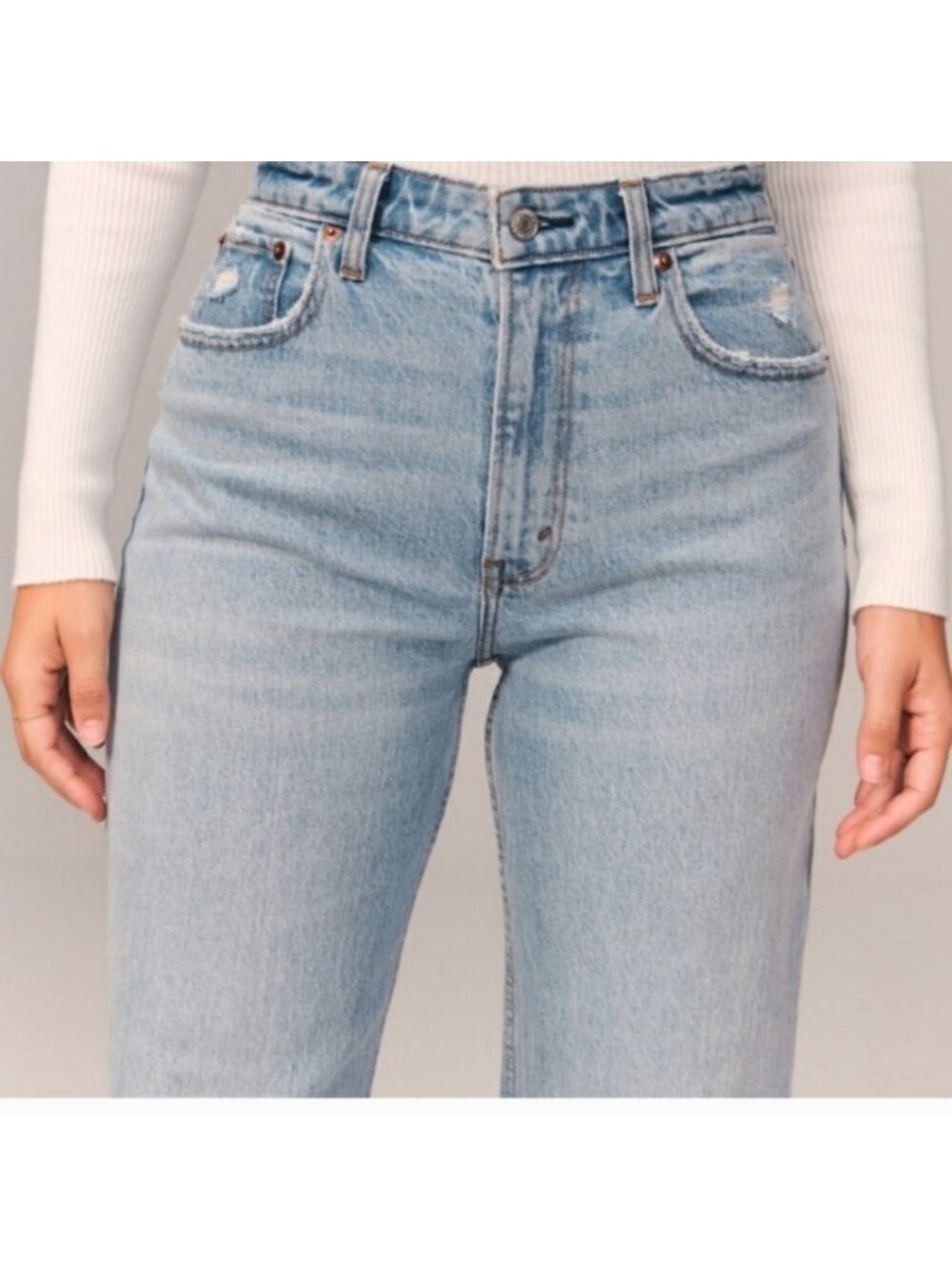 ABERCROMBIE & FITCH Women's EUC The 90's Relaxed Jean High Rise | Size 28/6S - Picture 3 of 11